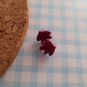 Purple dusky berry leaf shaped stud earrings - autumn earrings  - polymer clay earrings - block colour earrings