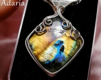 Silver Labradorite necklace. Wirewrap Elven necklace.Protection amulet.Fairy necklace