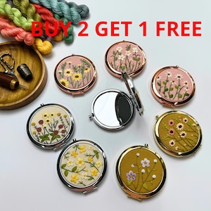Wildflower Embroidered Compact Mirror: Personalized Floral Pocket Mirror