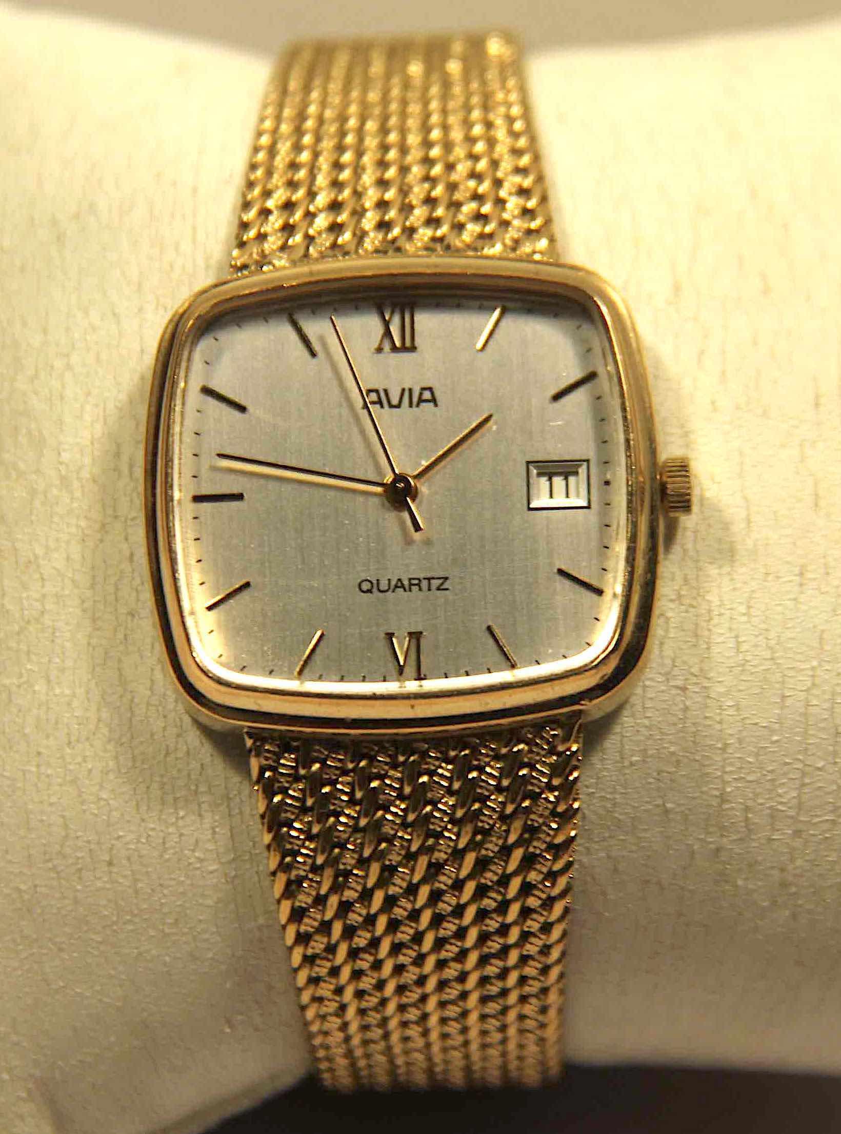 アヴィア　ゴールド　腕時計 Avia Gold Watch - Etsy