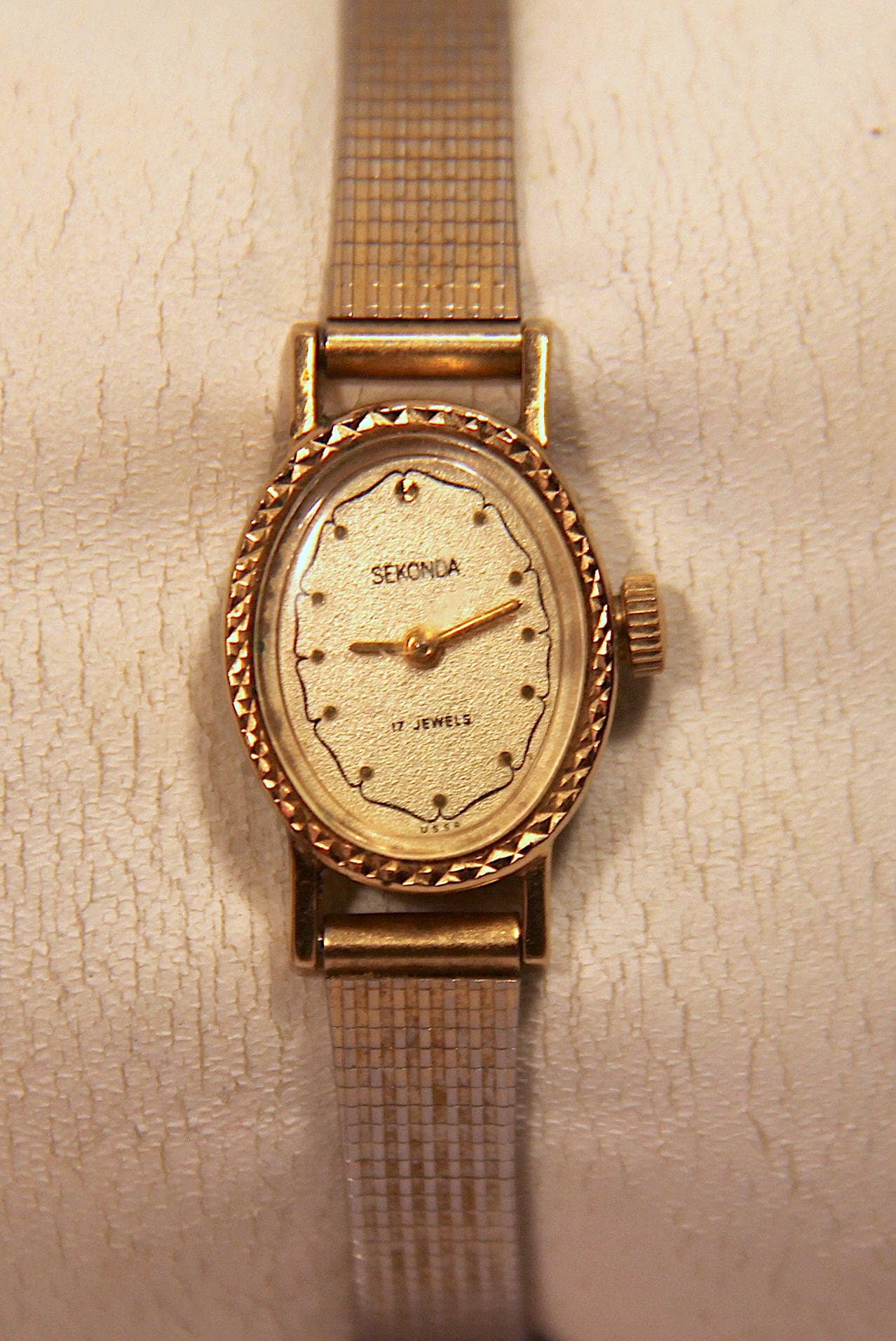 Sekonda orange watch deals