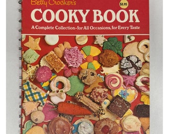 Vintage Betty Crocker's Cooky Book Hardcover Spiral Cookbook 1974