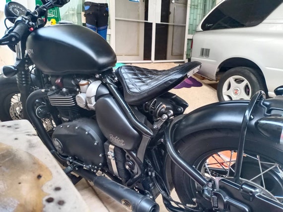 triumph bobber comfort seat