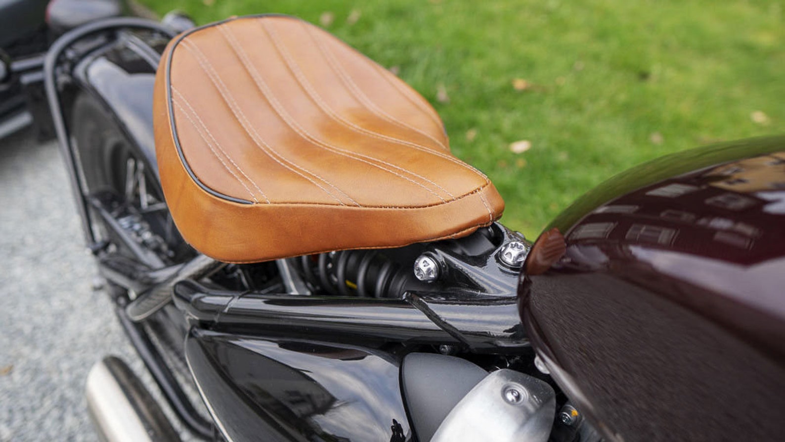 TRIUMPH BOBBER Seat Real LeatherSeat inclus Cushion base pan Etsy