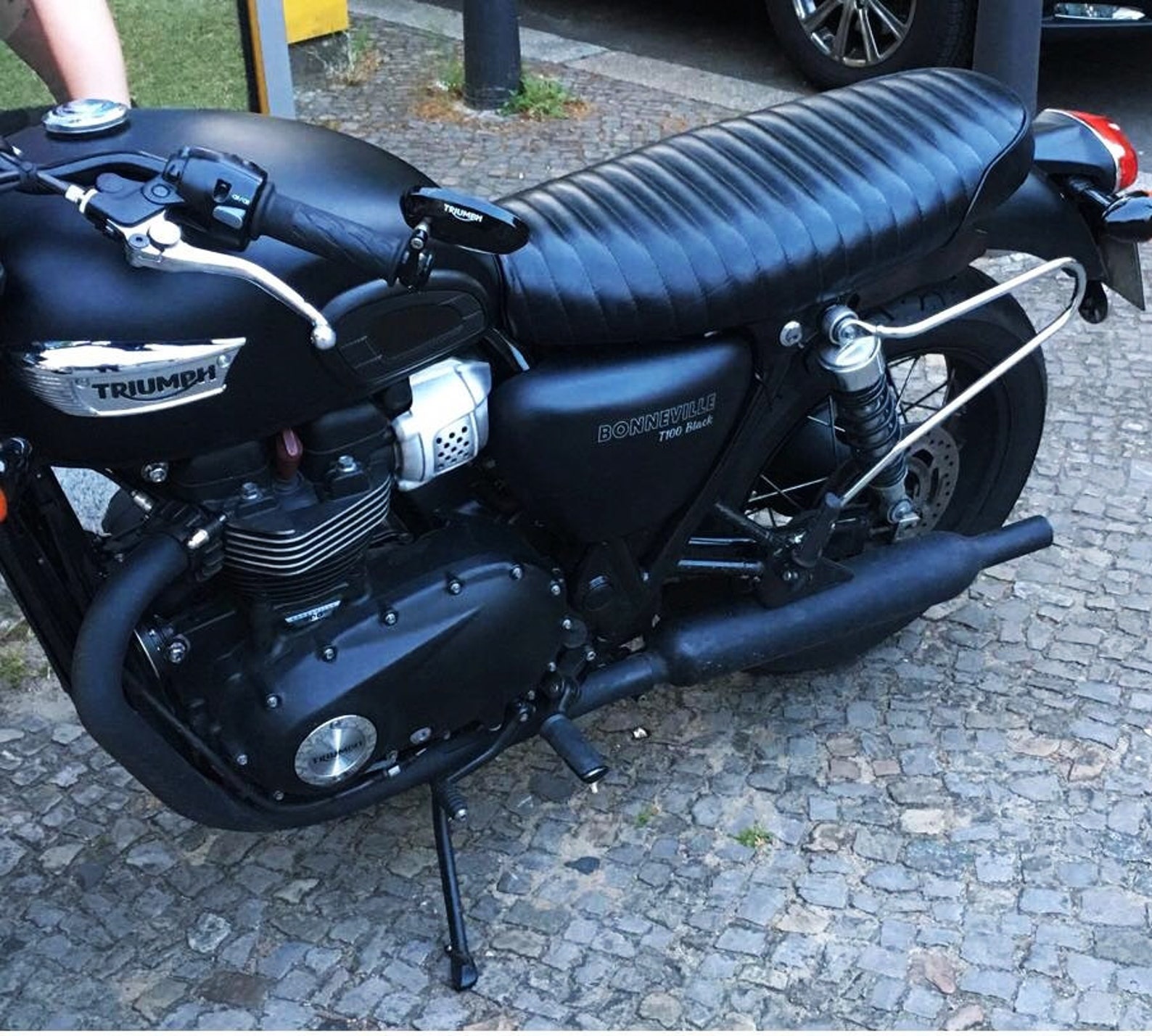 seat height triumph bonneville t120
