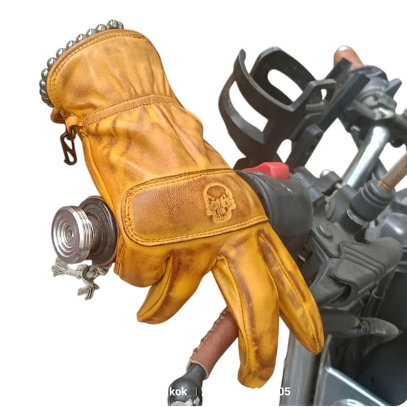 ワックス加工レザー製バイクグローブ：ヴィンテージバイカースタイル