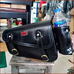 Genuine Leather Saddlebag for Triumph Bobber & Speedmaster: No Bracket image 5