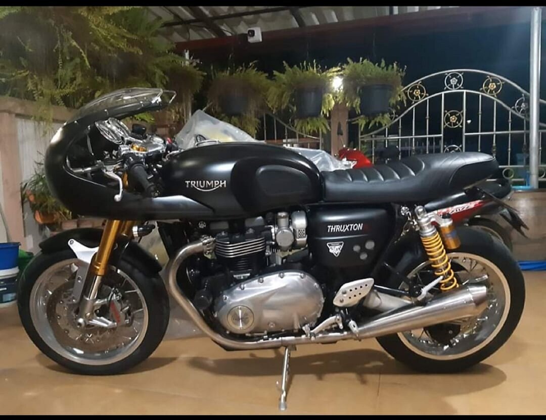 thruxton r dual comfort seat