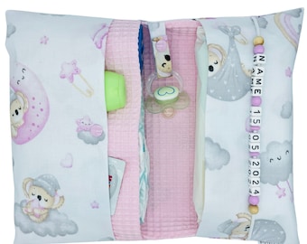 Windeltasche mit Name Datum für unterwegs Mädchen - Wickeltasche mit Waffelpique Koala auf Wolke  rosa Geburt Windeletui Baby personalisiert
