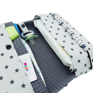 Windeltasche mit Name für unterwegs Junge Mädchen - Wickeltasche mit Waffelpique - Sterne grau - Geburt Taufe Windeletui Baby personalisiert
