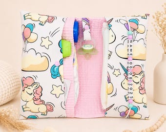 Windeltasche mit Name für unterwegs Mädchen Wickeltasche mit Waffelpique Einhorn Regenbogen rosa Geburt Windeletui personalisiert Windeletui