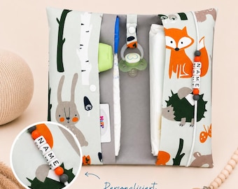 Personalisierte Windeltasche mit Namen Waldtiere | Wickeltasche Baby | Geschenk Geburt Junge | Windelmappe Fuchs Hase Igel | Baby Geschenk