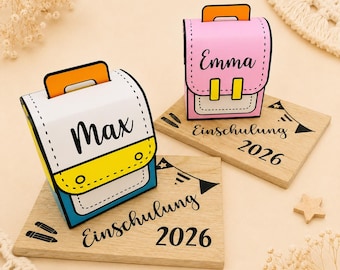 Personalized back-to-school gift box for boys and girls, fillable paper satchel on an oak wood base "Back to School 2026"
