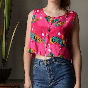 Vintage Womens Tropical Fish Tank / Button Up Cropped Tank Top / 90s Rayon Tropical Tankn / Womens sz small summer light vibrant colourful