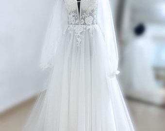 Boho Lace Tulle Elegant Wedding Dress With Long Sleeve Beach