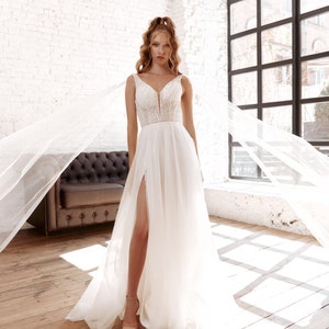 NEW Boho Wedding Dress, Wedding Dress, Beach Wedding Dress, Lace Wedding Dress, Modern Wedding Dress, Off White Wedding Dress, Bridal Gown