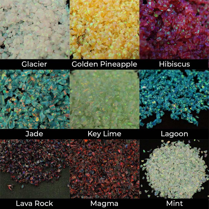 Puede incluir: Una colecci&oacute;n de piedras de &oacute;palo trituradas en varios colores, incluyendo Glacier, Golden Pineapple, Hibiscus, Jade, Key Lime, Lagoon, Lava Rock, Magma y Mint. Cada color est&aacute; etiquetado con su nombre.