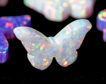 Dije de mariposa de ópalo (8,6 mm x 14,1 mm), gema perforada en laboratorio para joyería.