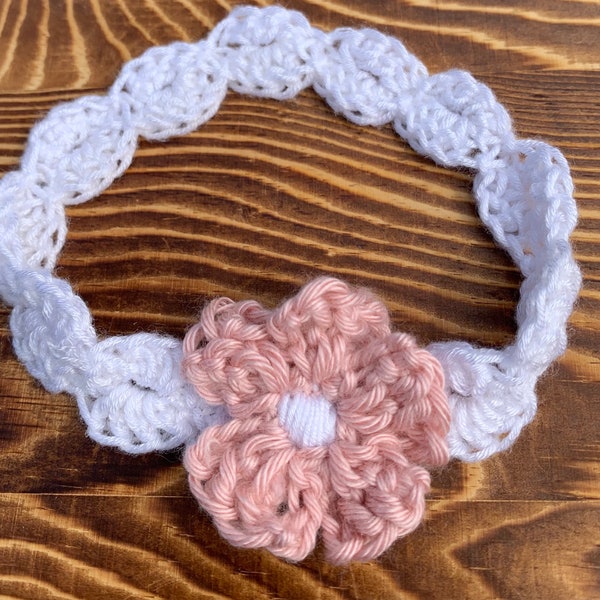 Infant Headband Floral, Newborn Flower Crochet Headband, Crocheted Headband, White Baby Headband, Baby Hair Accessory