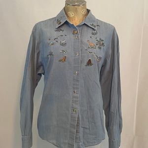 Vintage 1990s/Early 2000s Fox Croft Zoo Animals Denim Button Up, size 14