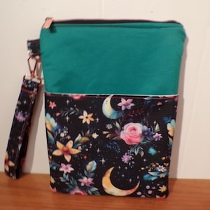 E-Reader Sleeve Zipper Kindle Sleeve with pocket Book Lover Gift  Book sleeve Rose Moon  Padded  Sleeve