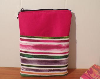 Rainbow Striped E-Reader Tasche: Kindle Hülle mit Reißverschluss und Tasche