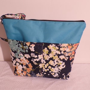 Floral Knitting Project Bag: Large Wristlet Zipper Pouch