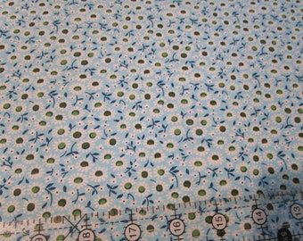100% Cotton fabric- Light Blue and White Calico Fabric-Floral Daisy fabric By The  half Yard