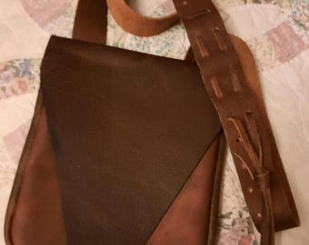 Early American Style Hunting Bag / Shooting Bag