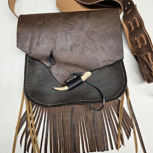 Mountain Man Fringed Possibles Bag with Antler Tip Closure