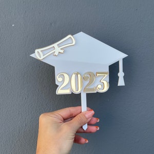 Acrylic Graduation Cake Topper: Elegant Grad Party Decor