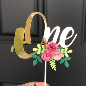 Flower &quot;One&quot; Cake Topper: First Birthday Party Decor