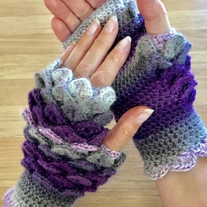 PDF Crochet Pattern for Adult sized Mermaid / Dragonscale Gloves with shaped thumb