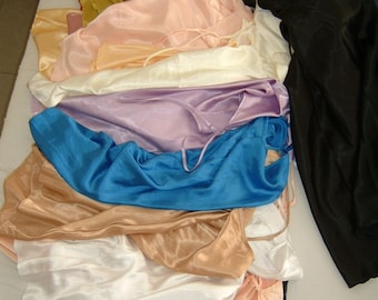 old shop stock - LARGE vintage shiny slippery slipdresses negligee -  -1 price 9,5 euro / piece - see pict for more information