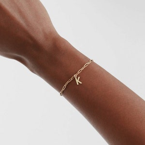 Nunca se desvanece - Resistente al agua - Pulsera con nombre - Pulsera de cadena de oro - Pulsera de perlas - Pulsera con letras - Pulsera de eslabones - BCW21