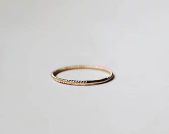 Waterproof - Twisted Band Ring - 18K Gold Vermeil Ring - Solid 925 Silver - Minimalist Ring - Stackable Ring - Layering - Stacking Ring