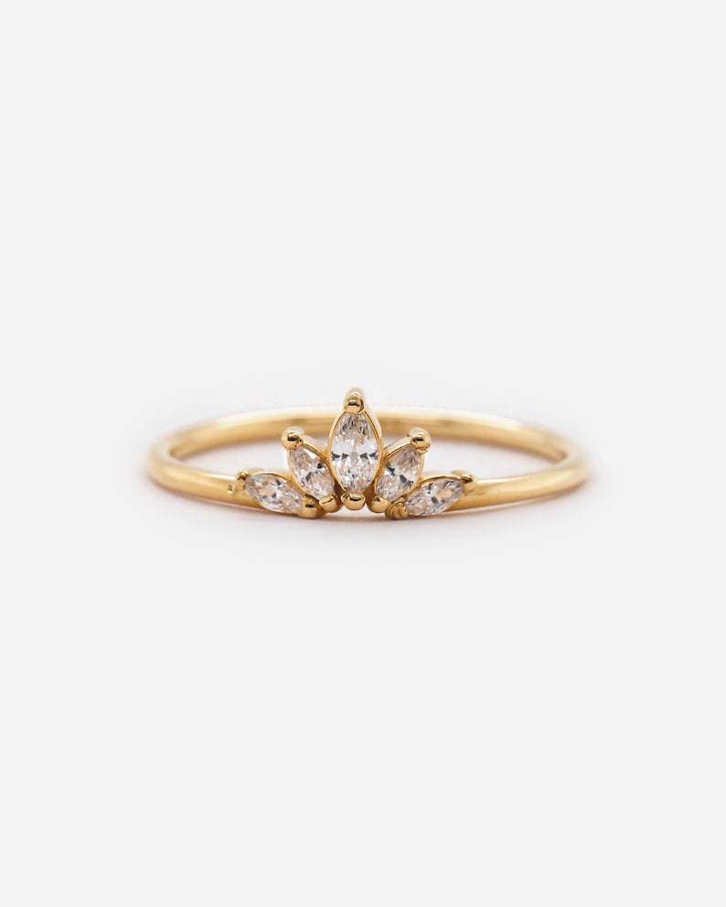 Wasserdichter Weißer CZ Kronenring 18k Gold Vermeil Ring Weißer Zirkonia Ring Minimalistischer Ring Schichtung Stapeln Stapelring Bild 5