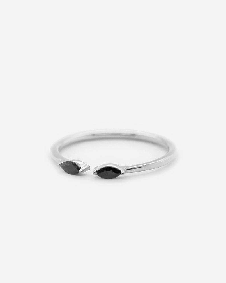 925 Massiv Sterling Silber Ring Offener Ring Offener Schwarzer CZ Ring Silber Minimalistischer Ring Schichtung Stapeln Stapelring REDCHERRYBLVD Bild 3