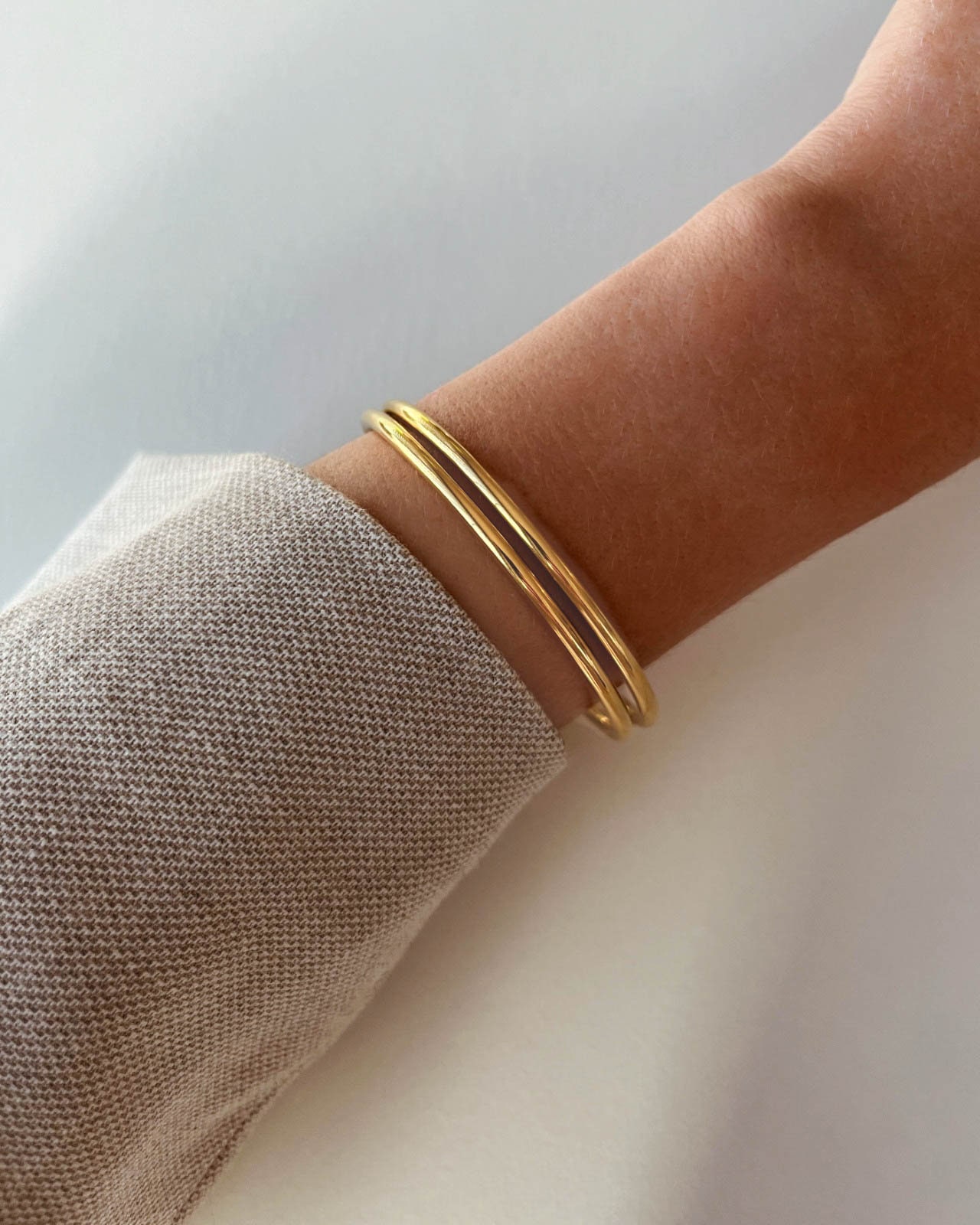 2025激安通販 Never Fades - Water Resistant - 18k Bangle Bracelet - Gold アクセサリー
