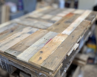 Ready to Use Reclaimed Wood | Handcrafted Weathered Boards | Ideal for Cladding | Distressed Planks | 1m2