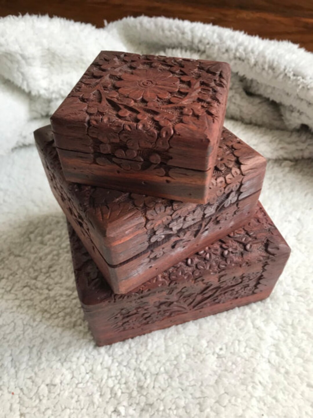 Carved Wooden Gift Boxes. Set of 3 Stackable Jewellery Boxes. Beautiful ...