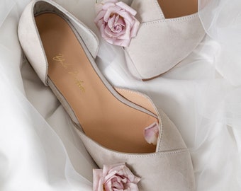 Bridal flats • wedding shoes • beige  wedding shoes • wedding shoes for bride • flats • low heel wedding shoes • casual flats • shoes