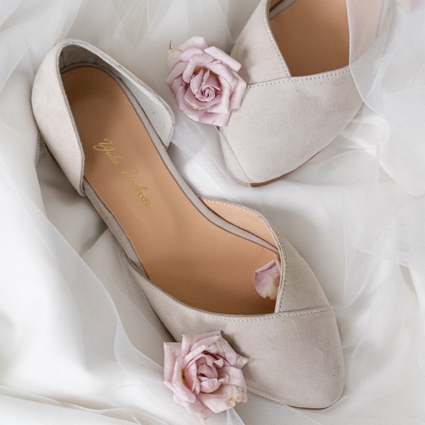 Bridal flats • wedding shoes • beige  wedding shoes • wedding shoes for bride • flats • low heel wedding shoes • casual flats • shoes