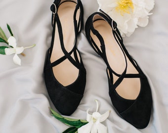 Black shoes • black wedding shoes • ballet flats • low wedding shoes • bridal flats • wedding flats • woman shoes • ballet flats