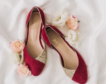 Bridal shoes • casual shoes • bridal flats • low heel wedding shoes • wedding shoes for bride • burgundy flats with gold glitter • gift her