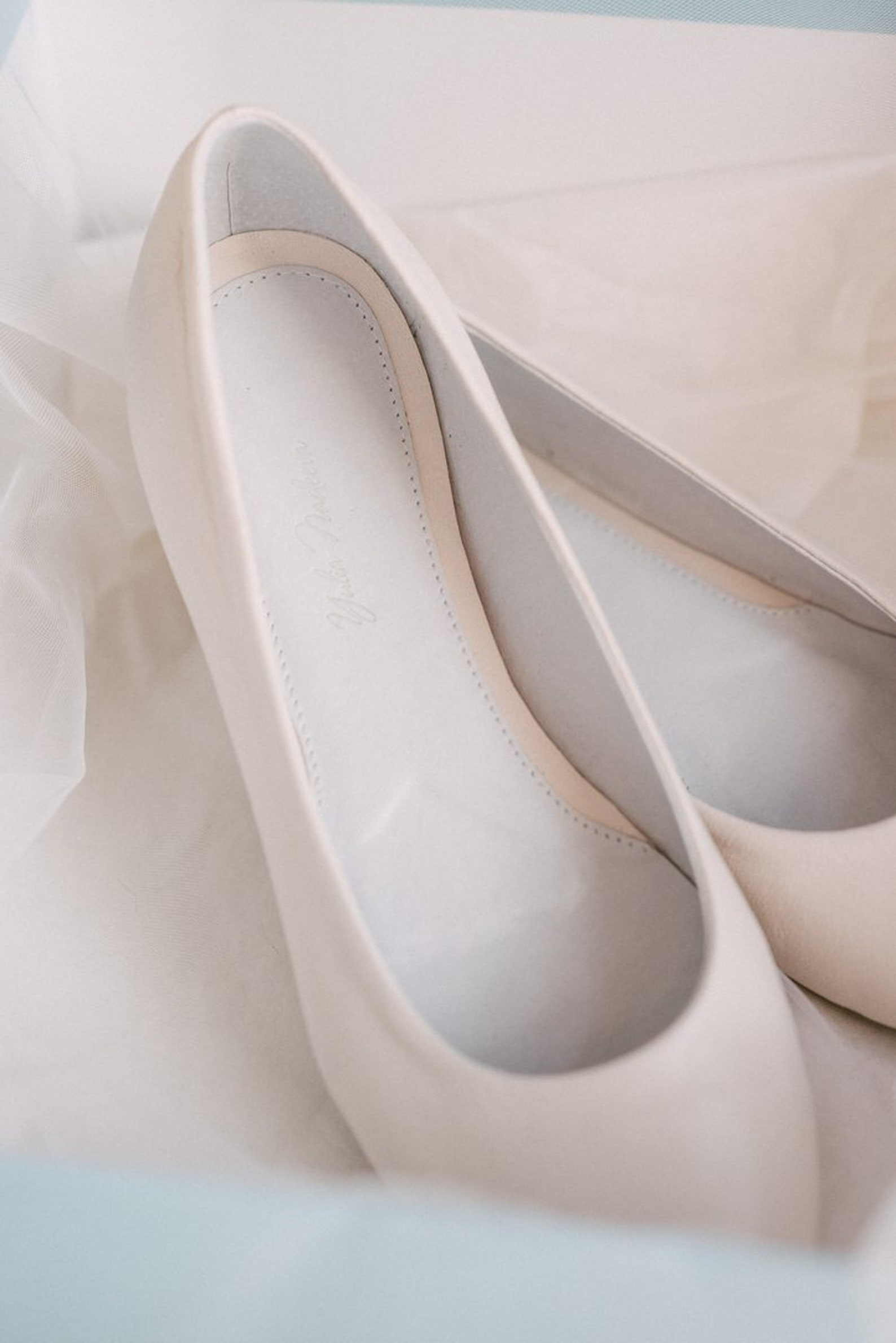 white wedding shoes, wedding shoes, bridal ballet flats, low wedding shoes, bridal flats, wedding flats, leather shoes, ballet f