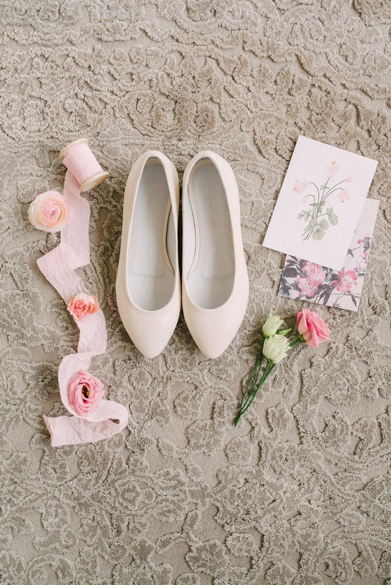 white wedding shoes, wedding shoes, bridal ballet flats, low wedding shoes, bridal flats, wedding flats, leather shoes, ballet f