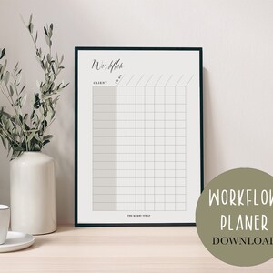 Könnte beinhalten: Ein schwarzer gerahmter druckbarer Workflow-Planer mit dem Text "Workflow Planner" und "The Happy Strap" unten. Der Planer hat ein Raster mit den Überschriften "Client" und "To Do".
