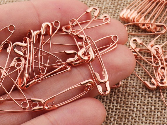Rose gold safety pin outlet