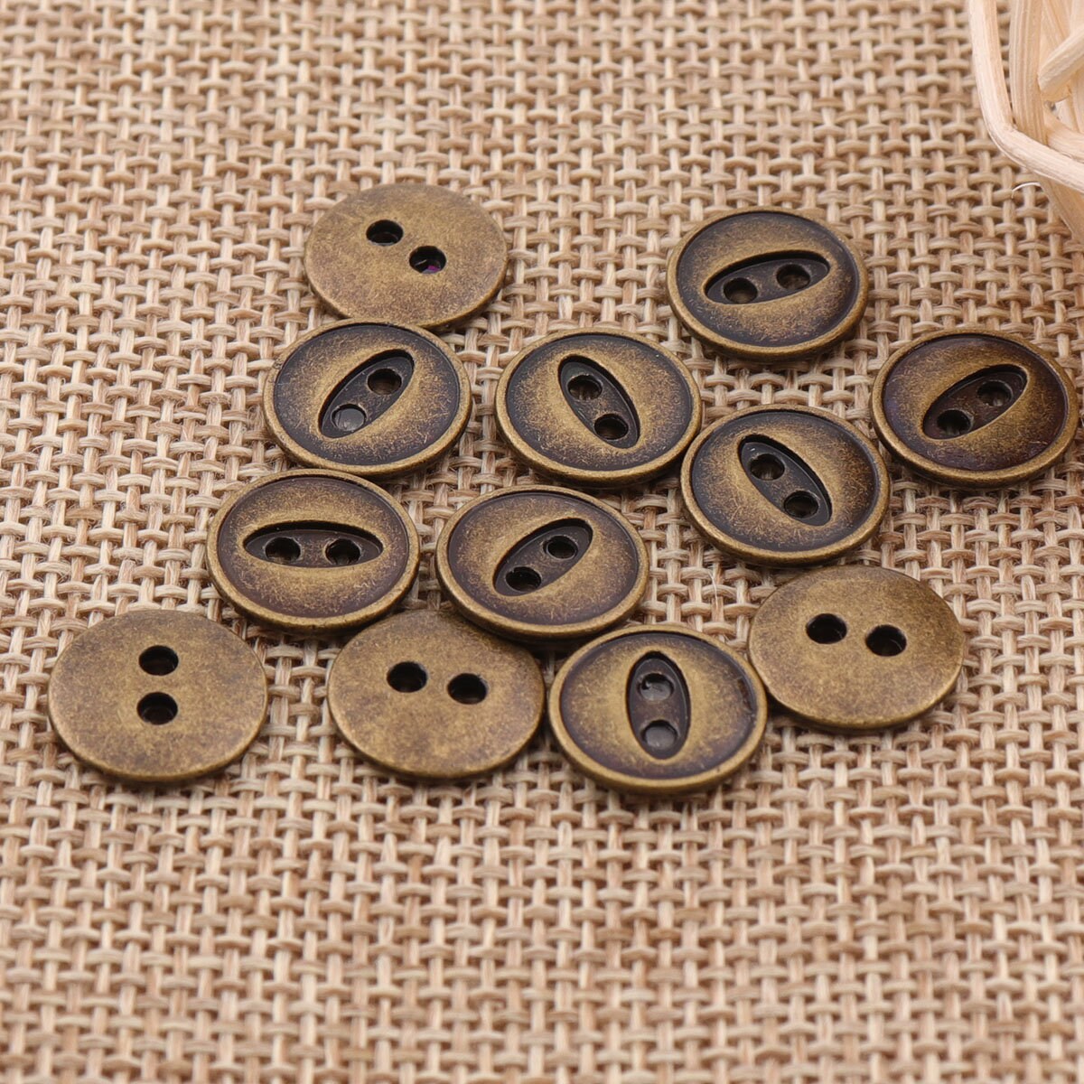 20 Metal Buttons 3/810mmantique Bronze Shank Crafts Vintage Buttons,coat  Sweater Clothing Clasp,pants Button,sewing Buttonsb41 